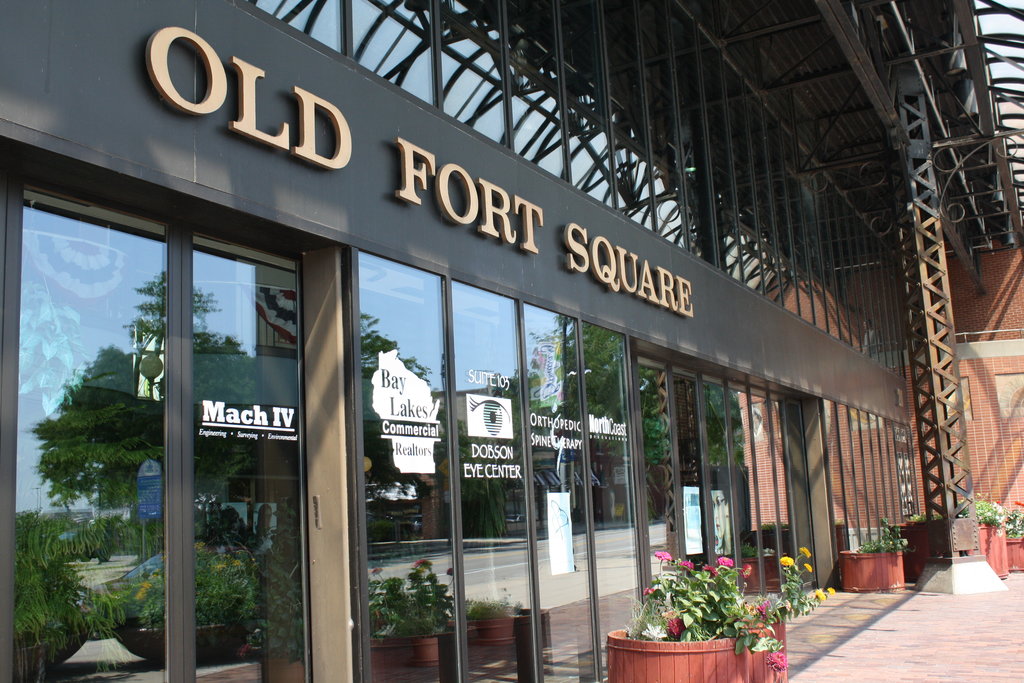 Old Fort Square Downtown Green Bay Wi